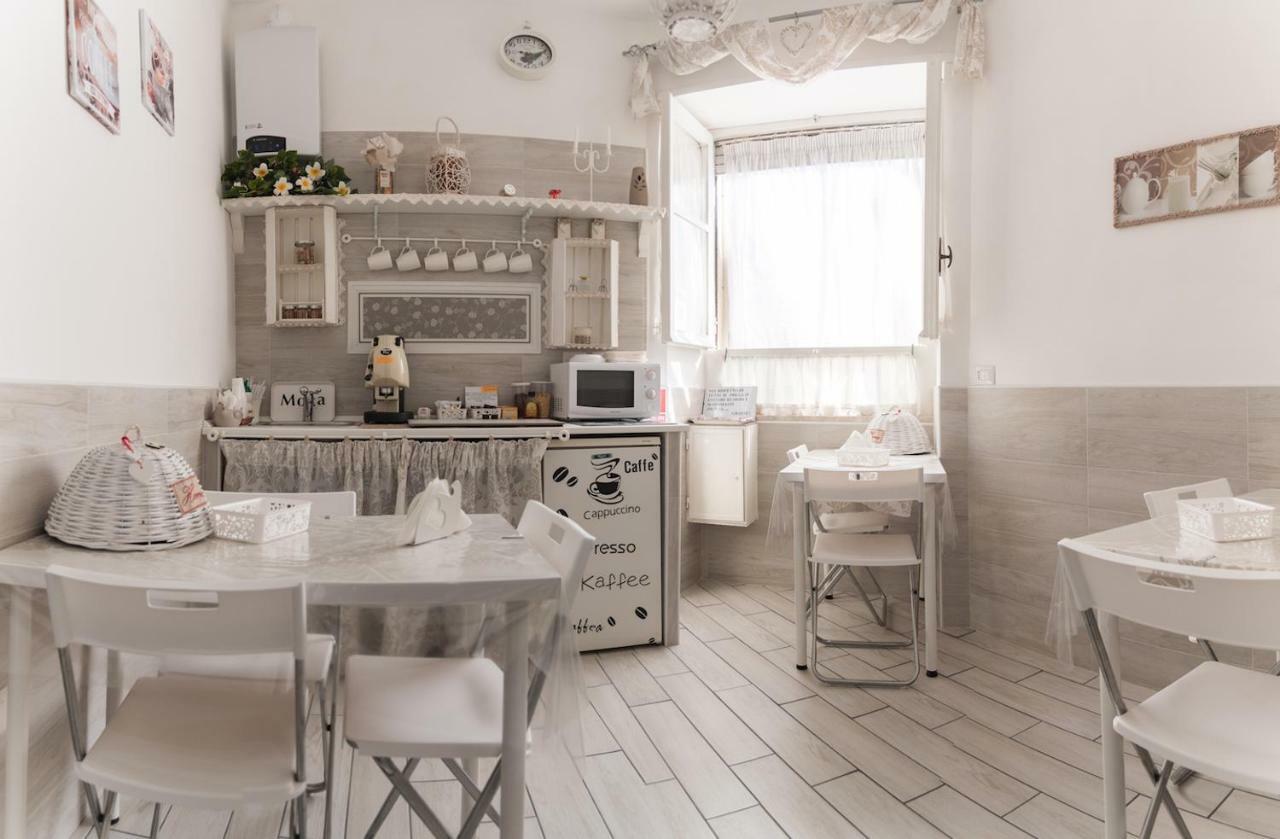 Il Frangipane Formia Exterior foto